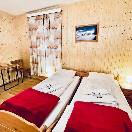 Weisses Roessli Hotel Leukerbad Eksteriør billede