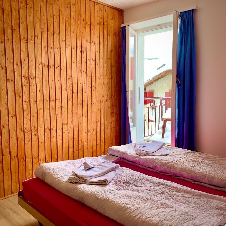 Weisses Roessli Hotel Leukerbad Eksteriør billede