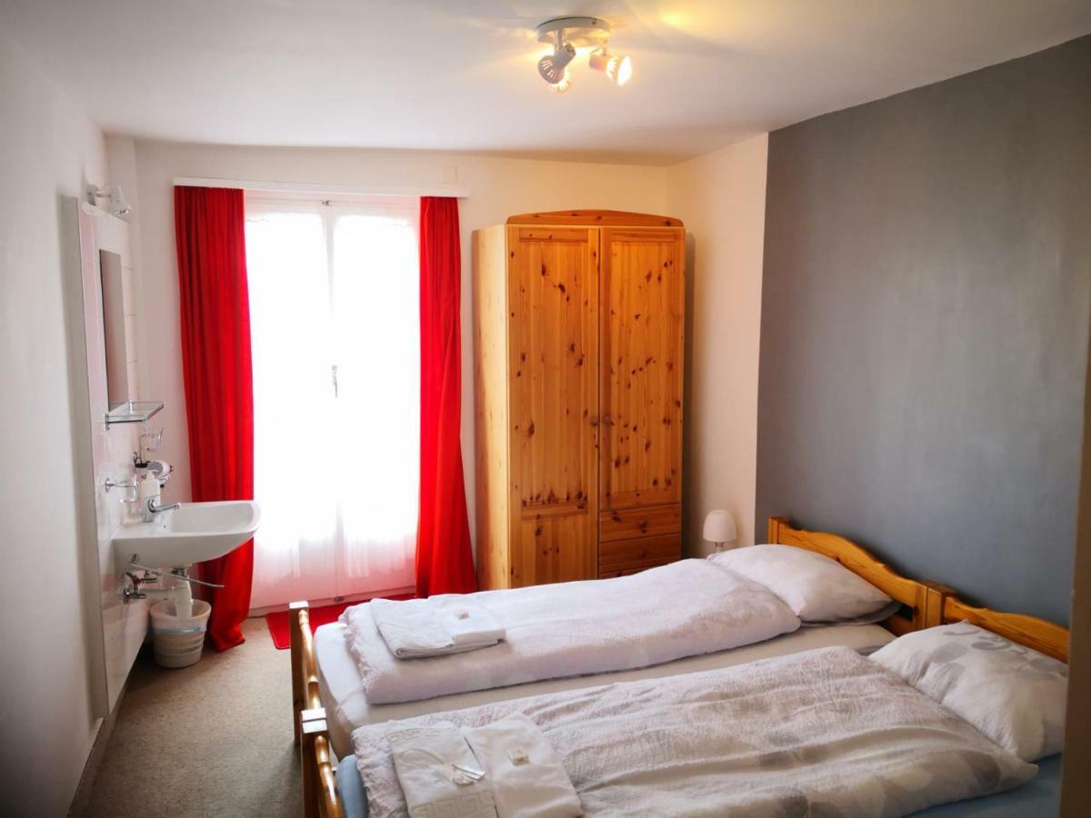 Weisses Roessli Hotel Leukerbad Eksteriør billede